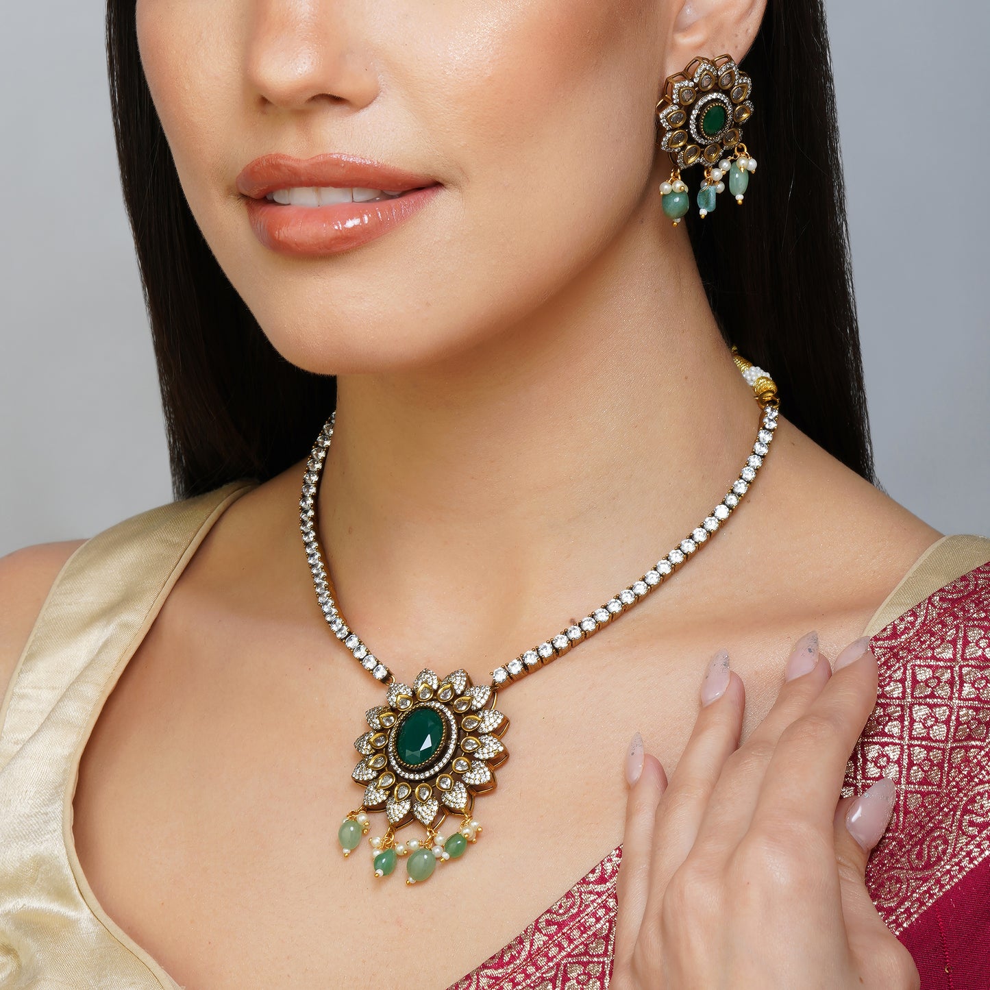 Iridescent Emerald Diamond Floral Radiance Necklace Styled Look | Indian Jewellery | Saajo