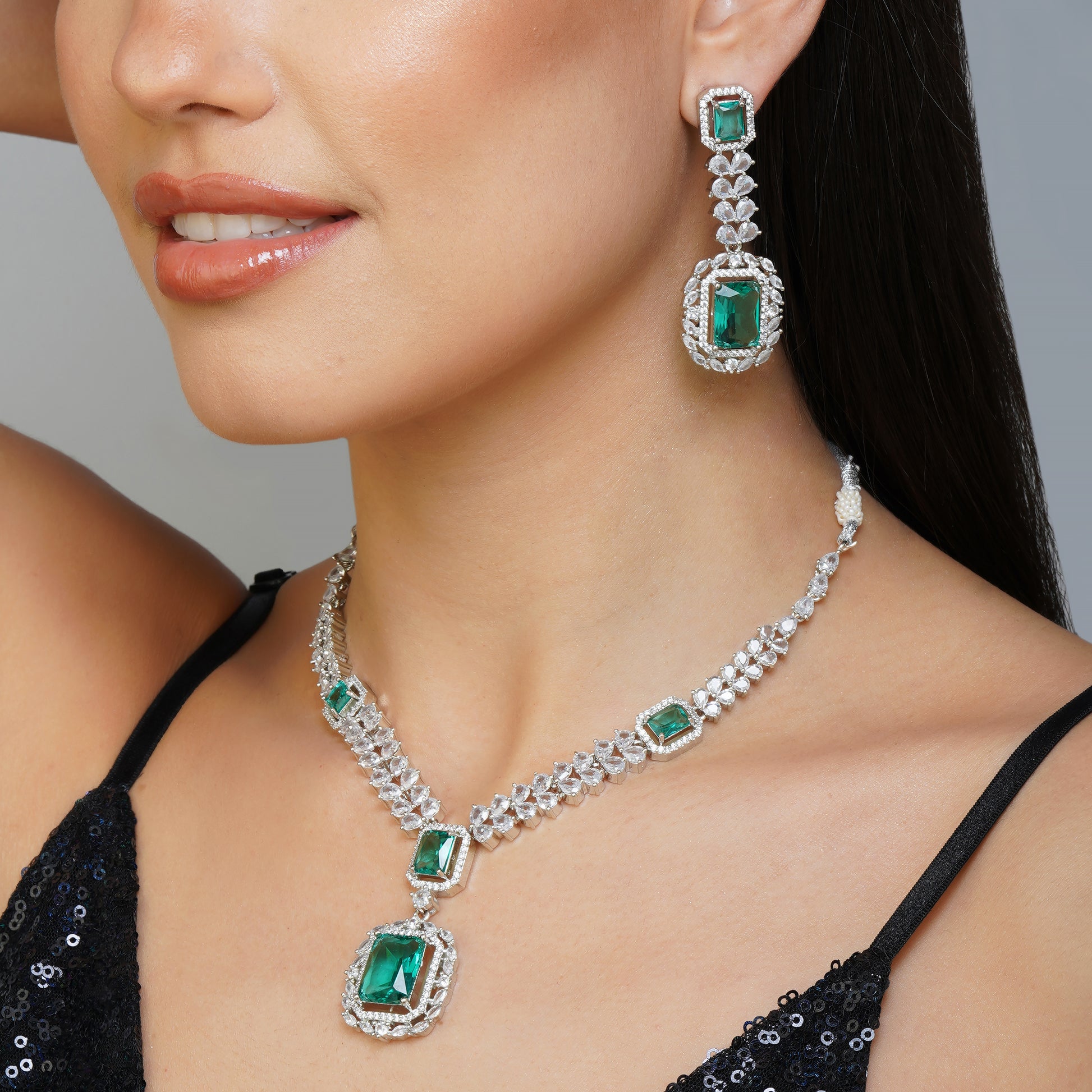 Emerald Lagoon Dewdrop Oceanic Accent Necklace Set | Premium Indian Jewellery | Saajo