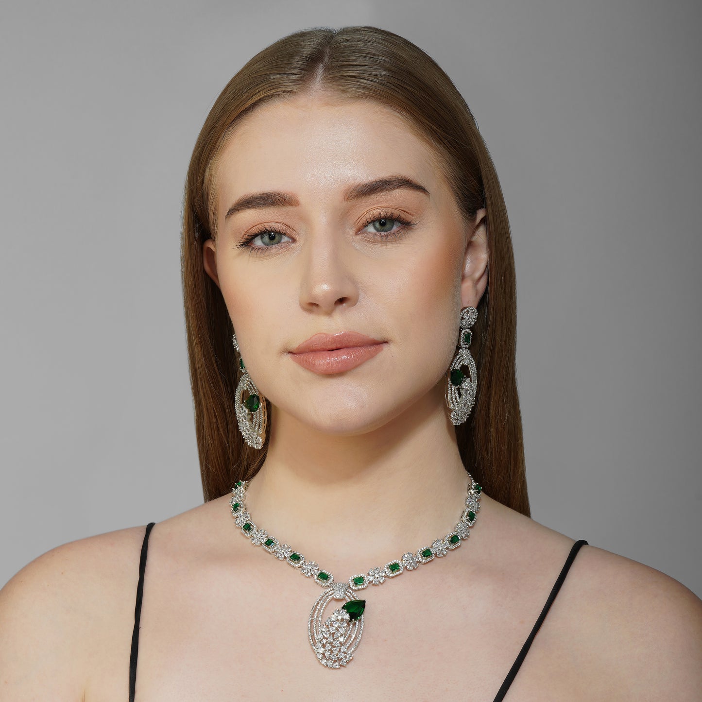 Foliage Fantasy Fusion Necklace Set Close Up | Indian Jewellery | Saajo