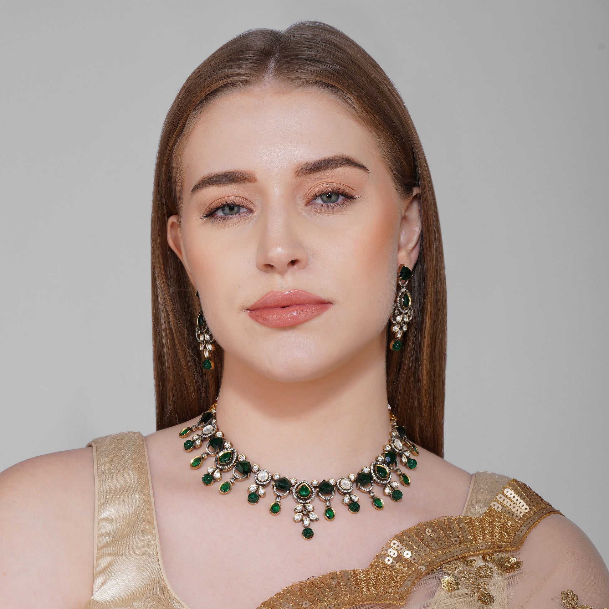 Emerald Blooms Mehendi Ensemble Necklace Detail Shot | Traditional Jewellery | Saajo