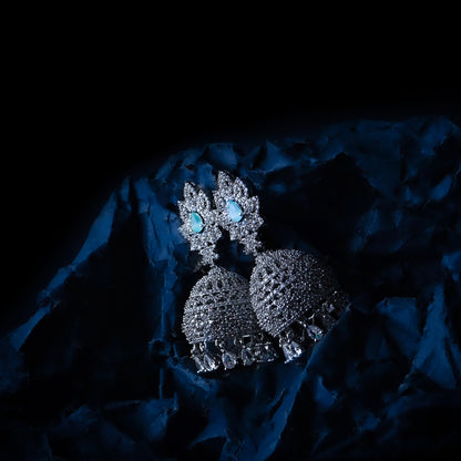 Mehendi Shimmer Jhumka Earrings Styled Look | Indian Jewellery | Saajo