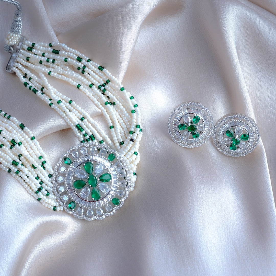 Seraphic Serenity Choker Green Kundan Necklace Set Styled Look | Indian Jewellery | Saajo