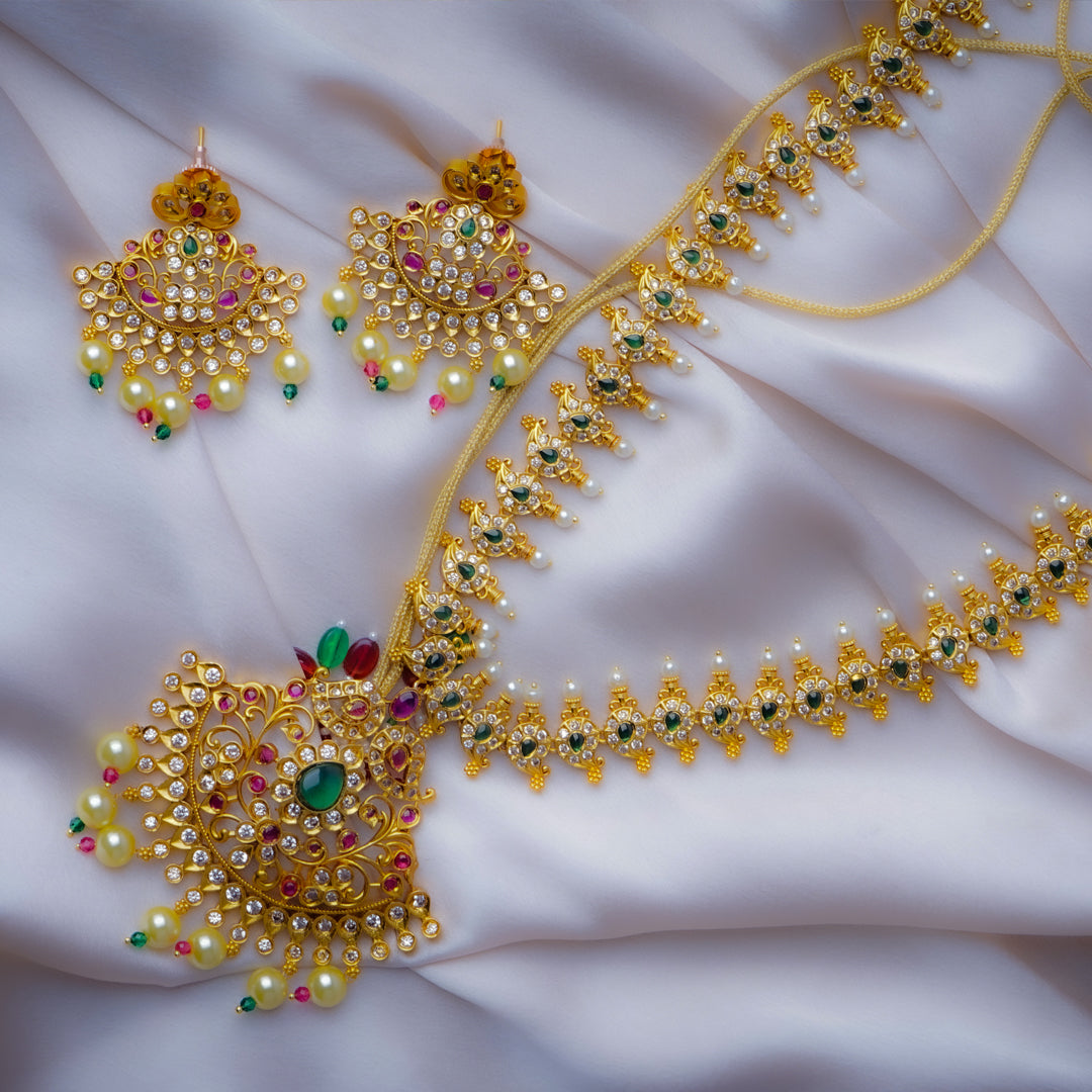 Divine Goddess Gold Kundan AD Necklace Set Detail Shot | Traditional Jewellery | Saajo