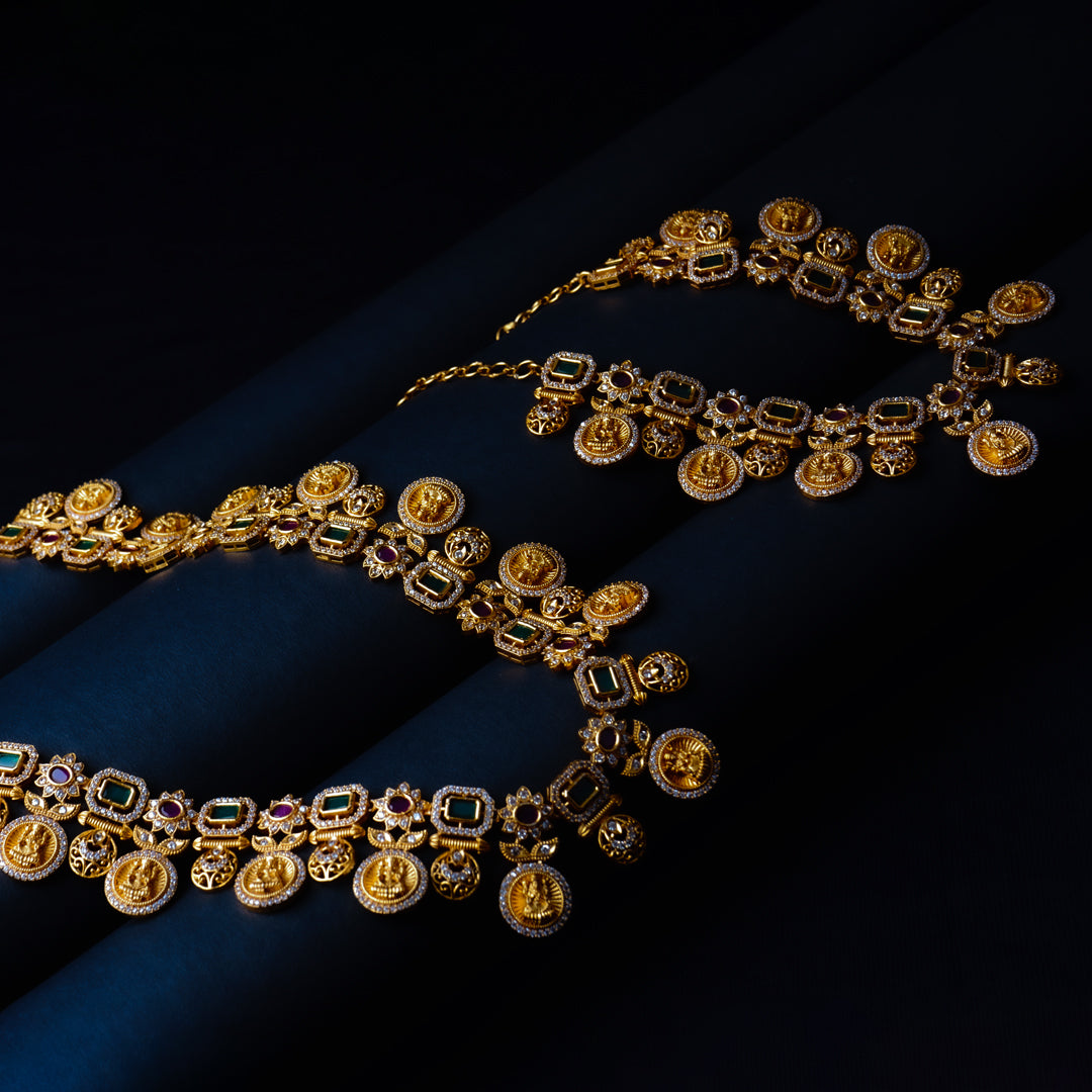 Whispers of Divinity Kundan Necklace Set Detail Shot | Traditional Jewellery | Saajo
