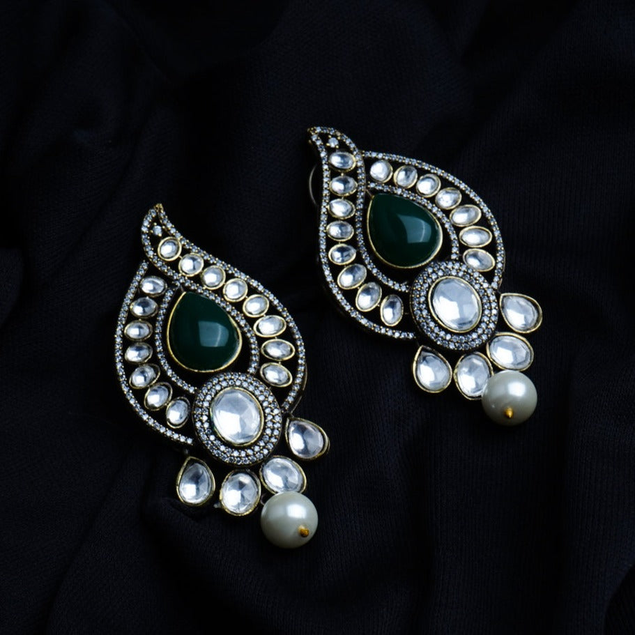 Diwali Dazzler Dark Green & White Kundan Earrings Detail Shot | Traditional Jewellery | Saajo